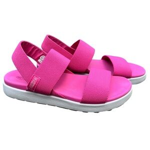 Keen “Elle Backstrap” sandals in discontinued Pink Peacock/Vapor hot pink color